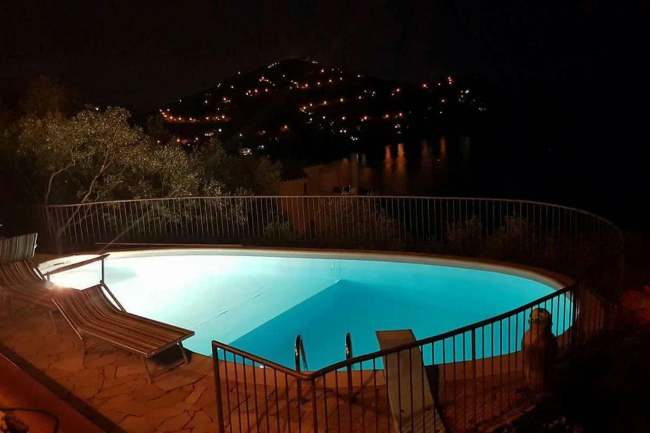 Villa Panoramica Tra Suggestive Notti Stellate. Torre delle Stelle Exteriér fotografie